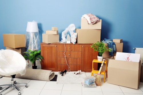 Small business removals and deliveries in Tooting