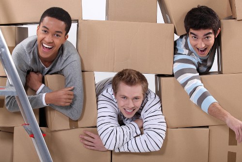 Local man and van removals service in Tooting handling a residential move