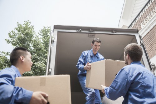 Removal van loading for a flat move near Tooting